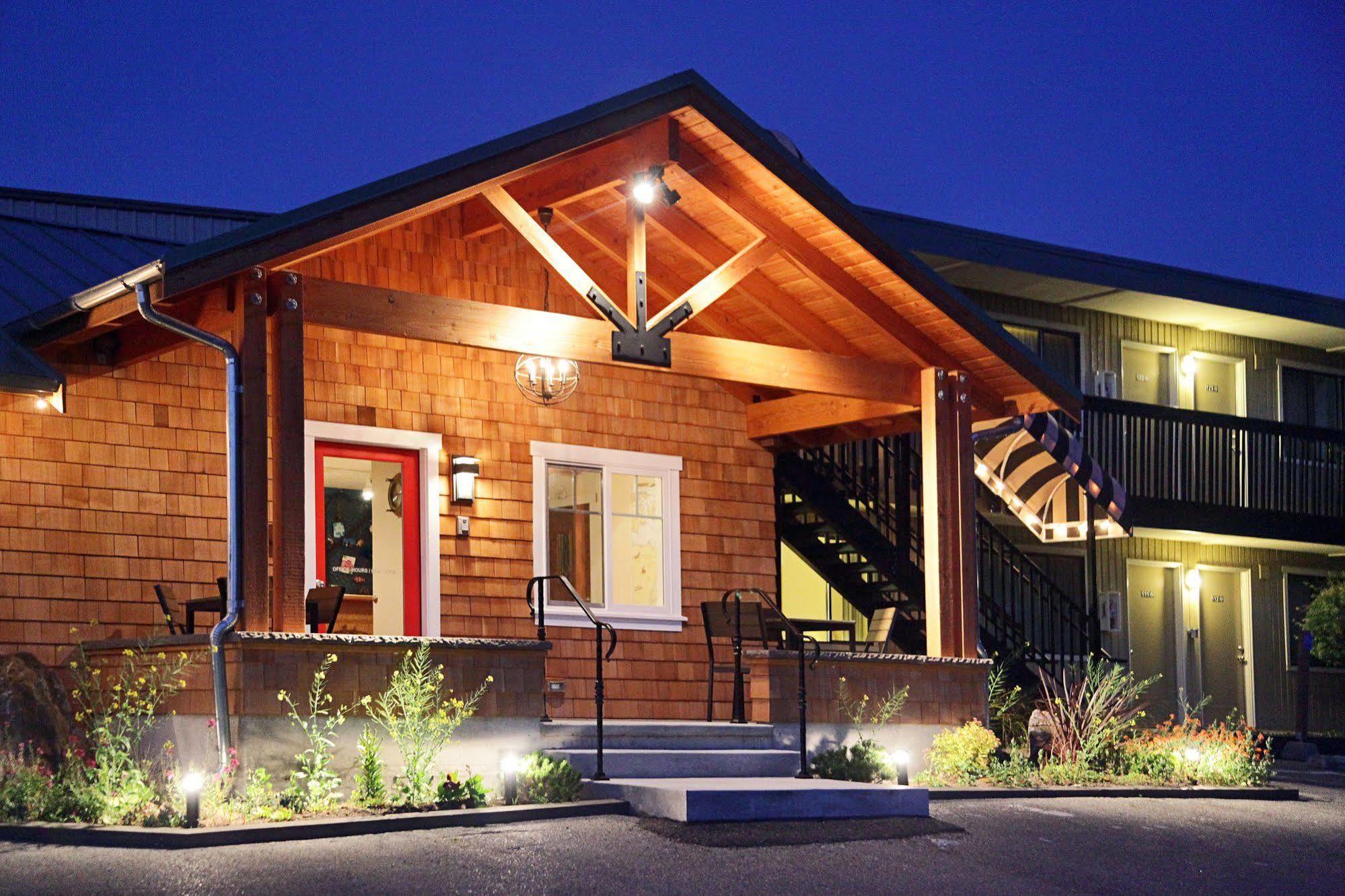 Harbor Inn Freeland Exterior photo